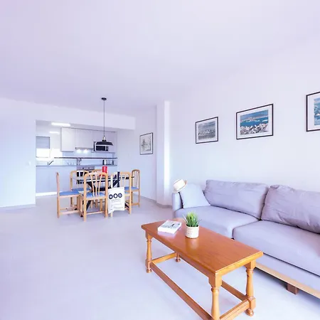 Apartment En La Playa De Riells Con Terraza Grande, Parking Y Wifi - Es-325-2 *