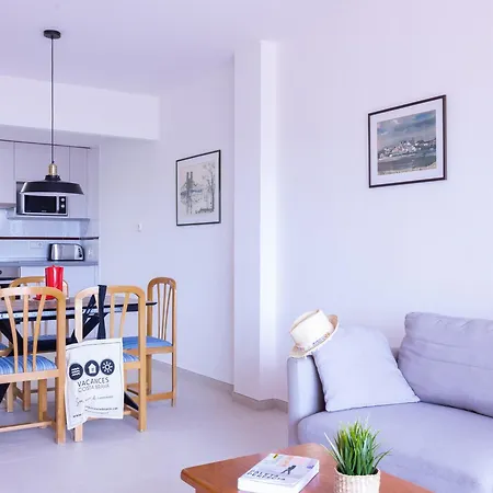 Frente A La Playa Con Gran Terraza Y Aparcamiento Privado - Es-325-2 * Torroella de Montgrí